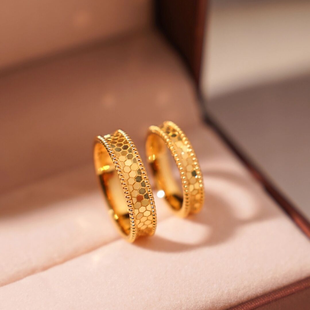Men'S Accessories Dubai - Pure Gold Color Shine Honeycomb Ring