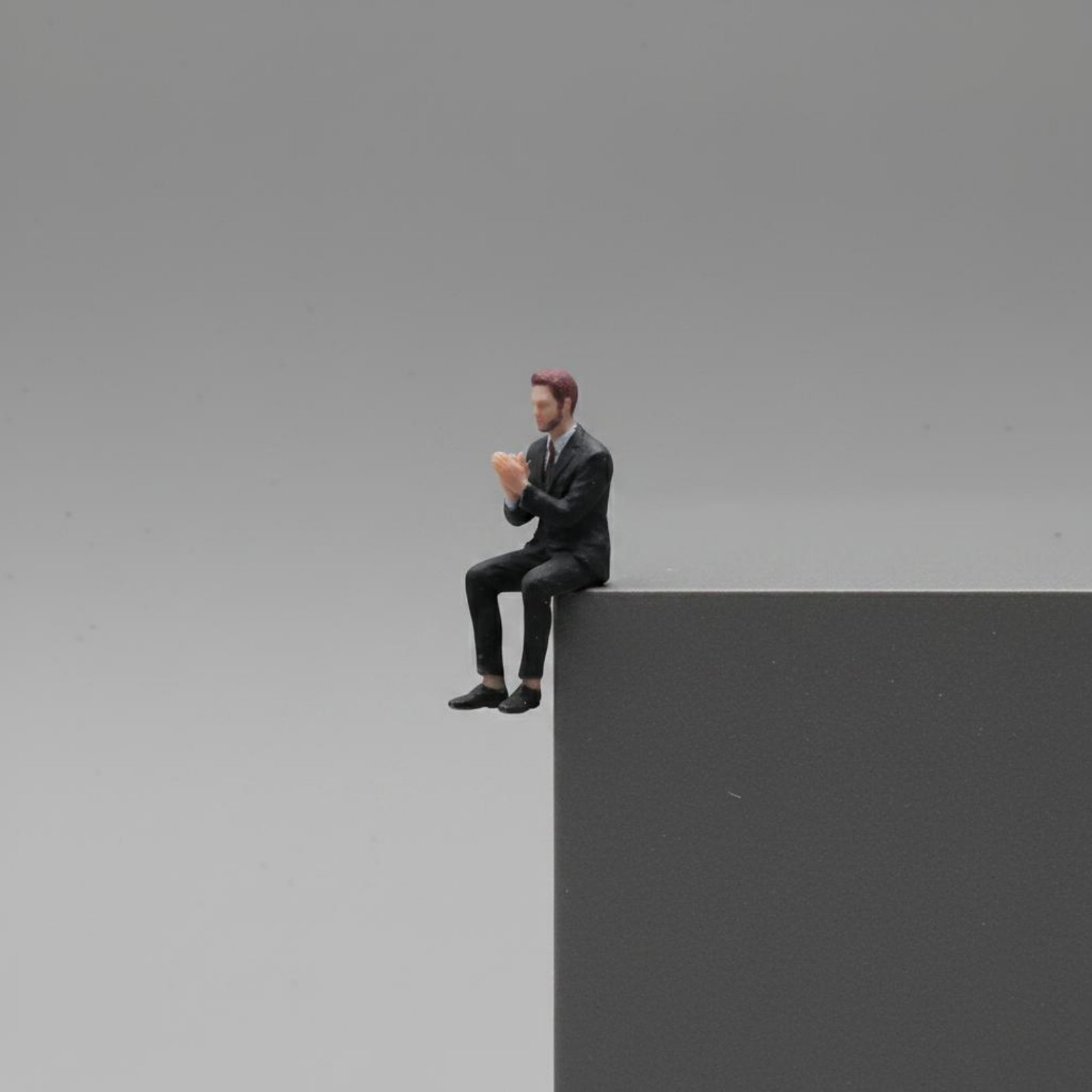 1:64 Scale Sitting Man Figure  - Men'S Suit Accessories review and price